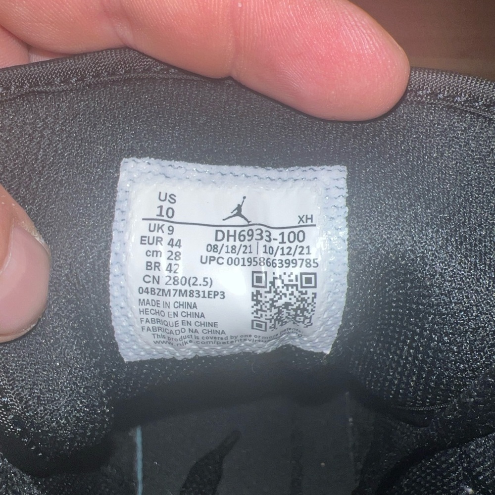 Jordan 1 mid diamond size 10.5 - Picture 6 of 16